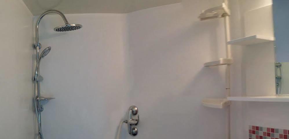 Au Berceau De Bernadette Bed and breakfast 2*